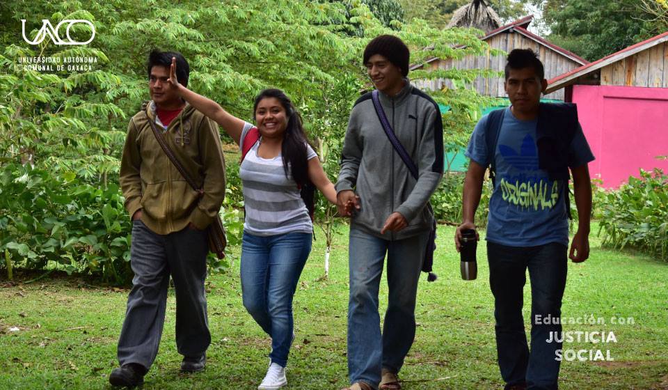 Hacia un nuevo horizonte de educación superior: la Universidad Autónoma Comunal de Oaxaca