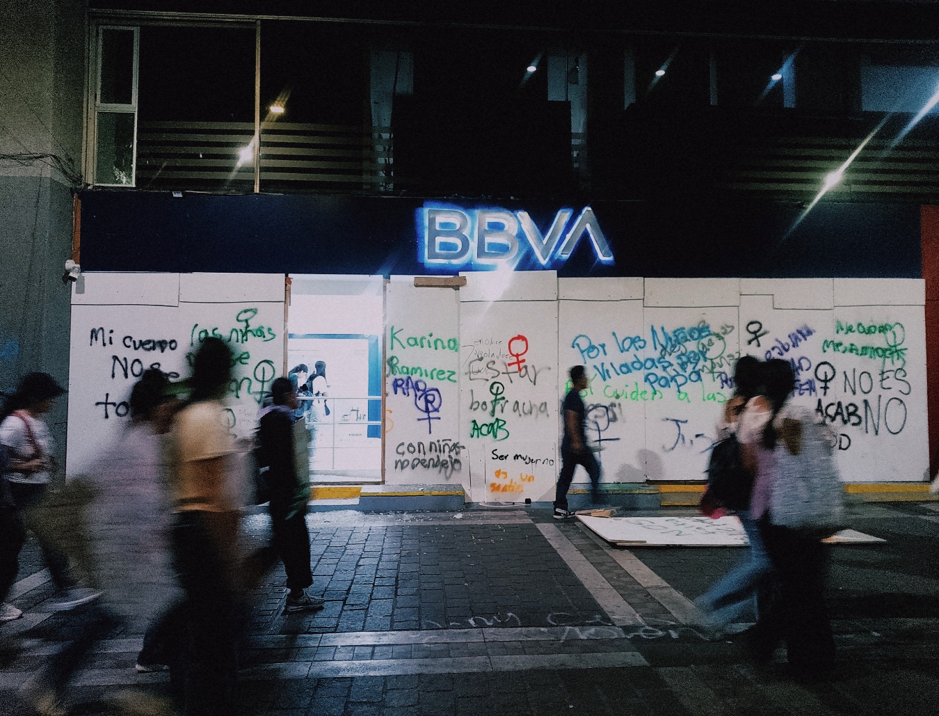 C:\Users\TERESA FERNANDEZ\Desktop\Proyectos\Otros trabajos\2025_Expo foto Nosotras2daed\Expo\10.jpg